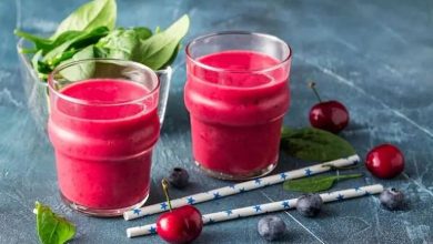 طرز تهیه اسموتی مولن رژ؛ ترکیبی از میوههای تابستانی